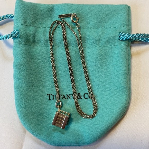 Tiffany&Co. Atlas Cube Pendant Necklace Sterling Silver 16" - Picture 1 of 5